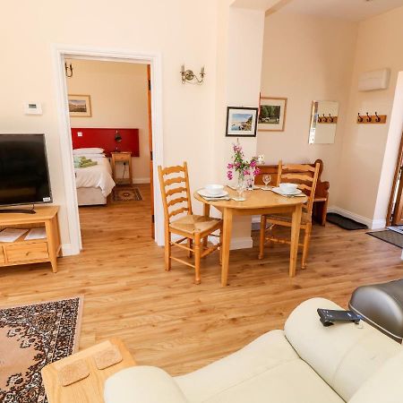 3 The Stables Villa Havenstreet  Bagian luar foto