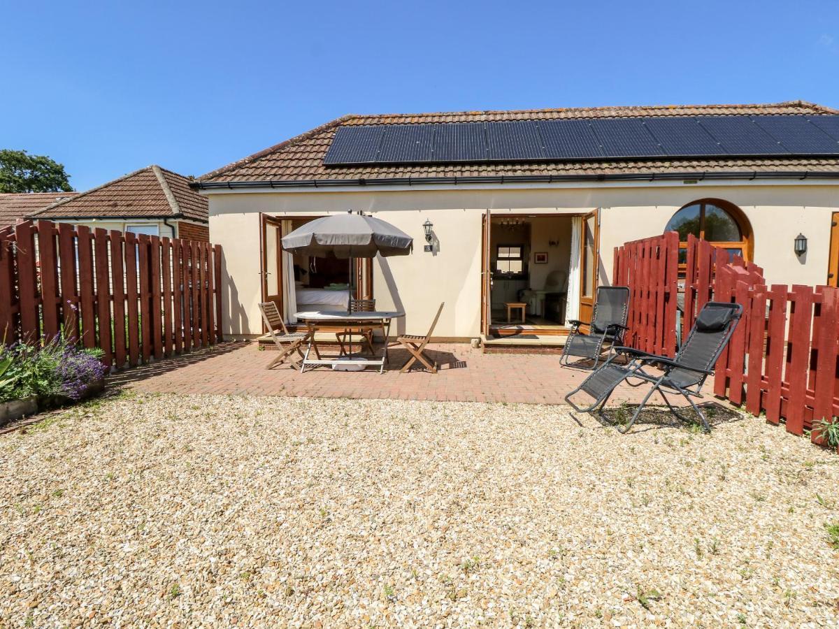 3 The Stables Villa Havenstreet  Bagian luar foto