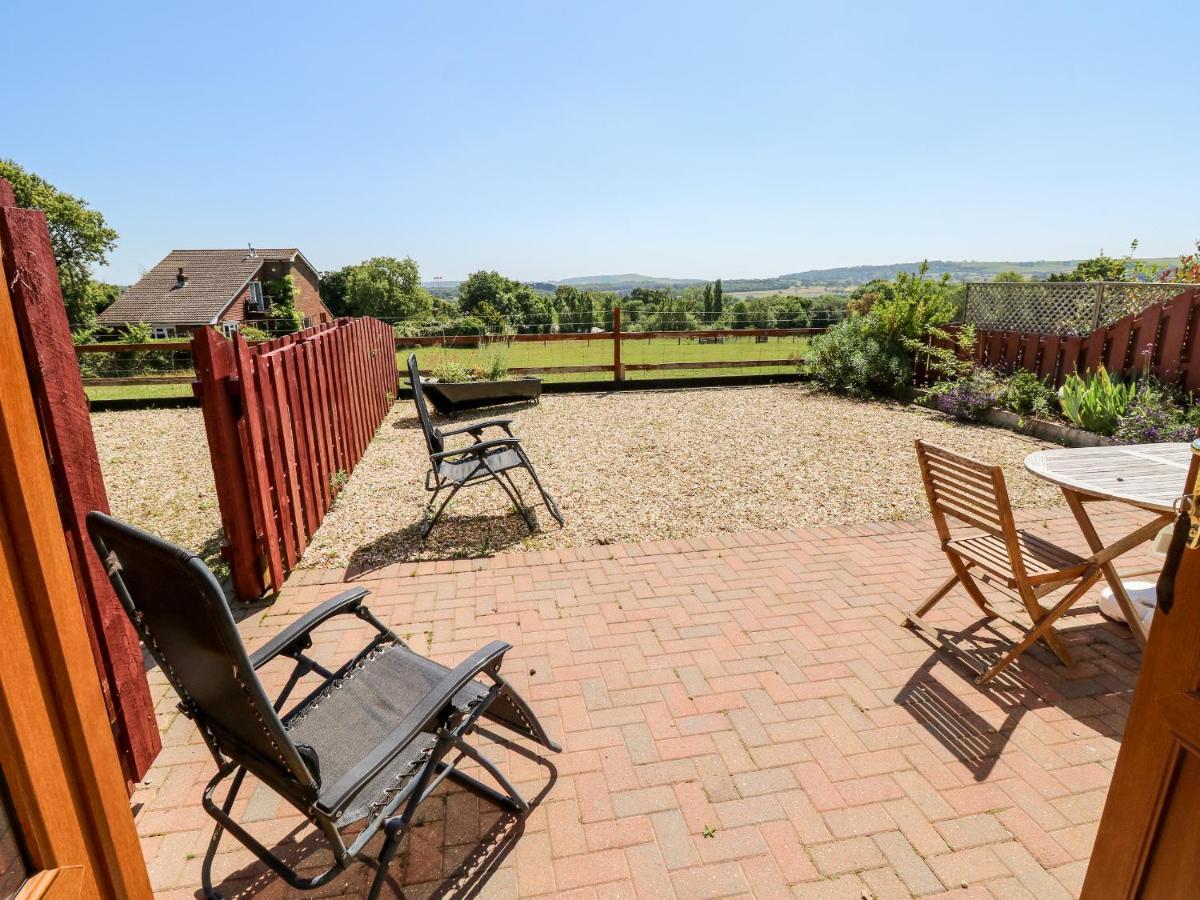 3 The Stables Villa Havenstreet  Bagian luar foto
